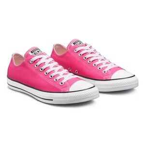 Chuck Taylor All Star Canvas Converse- Barely Worn